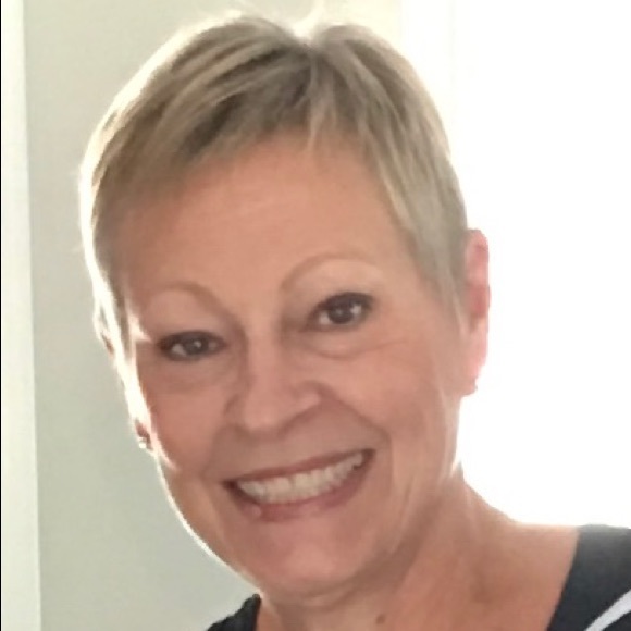 Meet your Posher, Kim - Picture 1 of 1